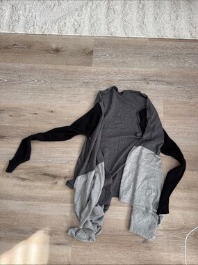 Forenza Two-Tone Open Cardigan in Gray and Black